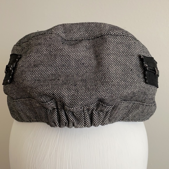 Hat - Picture 3 of 3